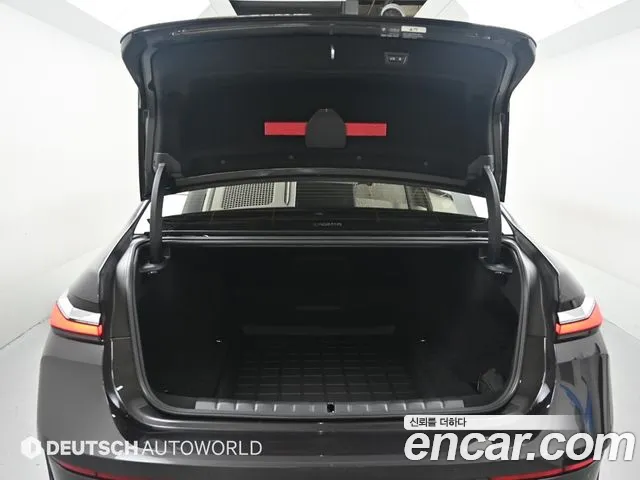 BMW 7-Series 7 серия (G70) 740i sDrive Design Pure Excellence — Фото автомобиля 19