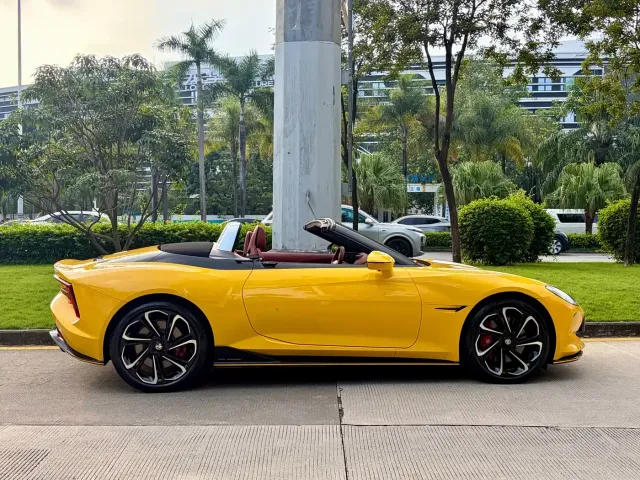 MG MG Cyberster 2024 520km Legendary AWD Version — Фото автомобиля 9