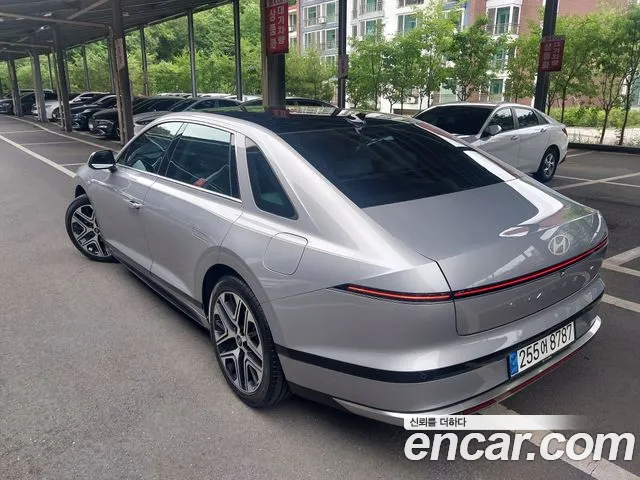 Hyundai Grandeur GN7 — Фото автомобиля 3