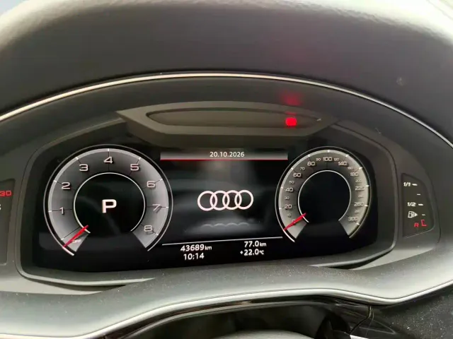Audi Q7 — Фото автомобиля 3