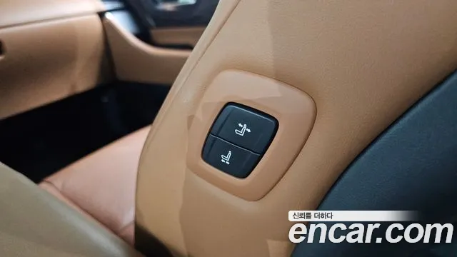 Toyota Alphard — Фото автомобиля 21