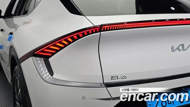 Kia EV6 — Фото автомобиля 19