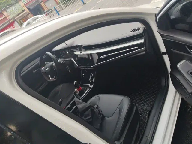 Chery Arrizo 5 — Фото автомобиля 19