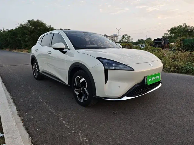 Baojun Yunhai — Фото автомобиля 3