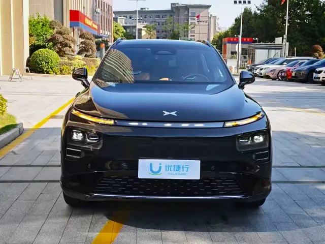 Xpeng G9 — Фото автомобиля 2