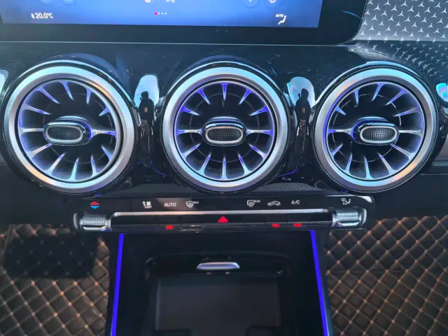 Mercedes-Benz GLB-Class — Фото автомобиля 22