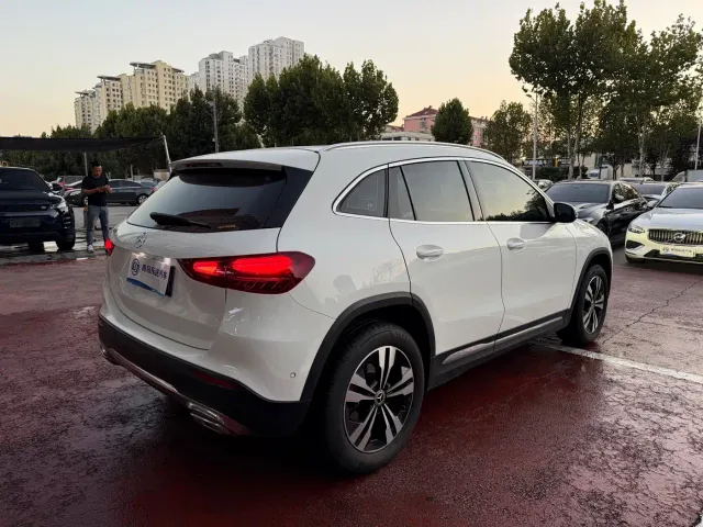 Mercedes-Benz GLA-Class — Фото автомобиля 6