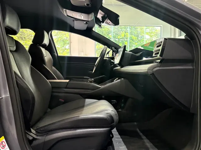 BYD Qin L — Фото автомобиля 21