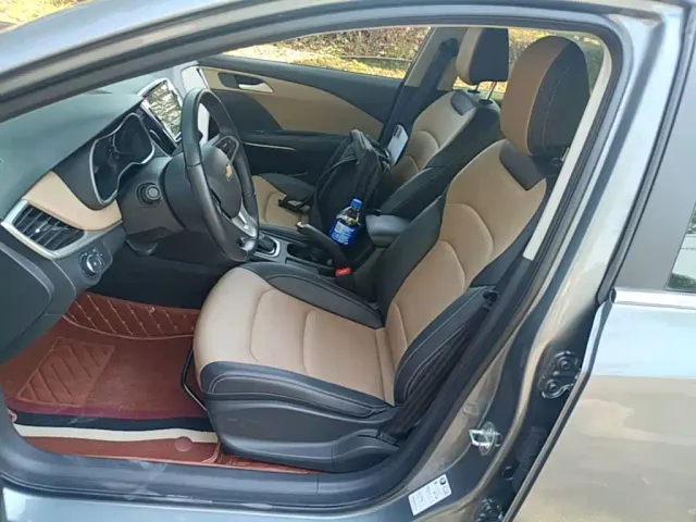 Chevrolet Monza — Фото автомобиля 14