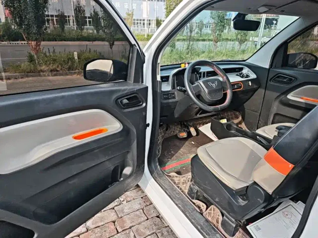 Wuling Hongguang Mini EV — Фото автомобиля 15