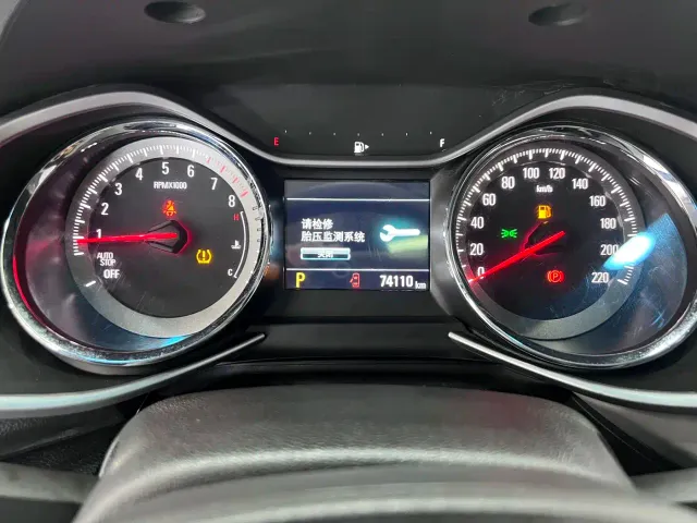 Chevrolet Orlando — Фото автомобиля 11
