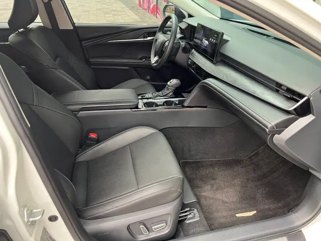 Toyota Camry — Фото автомобиля 7