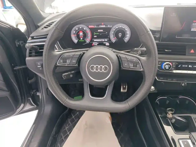 Audi A4L — Фото автомобиля 10