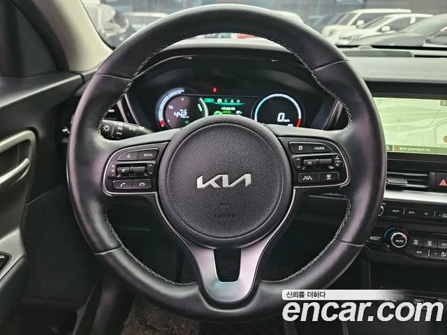Kia Niro Niro Plus Earth — Фото автомобиля 11