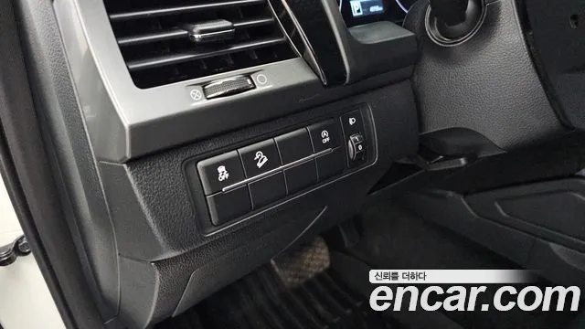 KG_Mobility_Ssangyong Rexton — Фото автомобиля 5