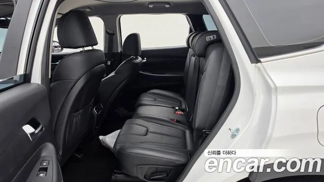Hyundai Santa Fe New — Фото автомобиля 12