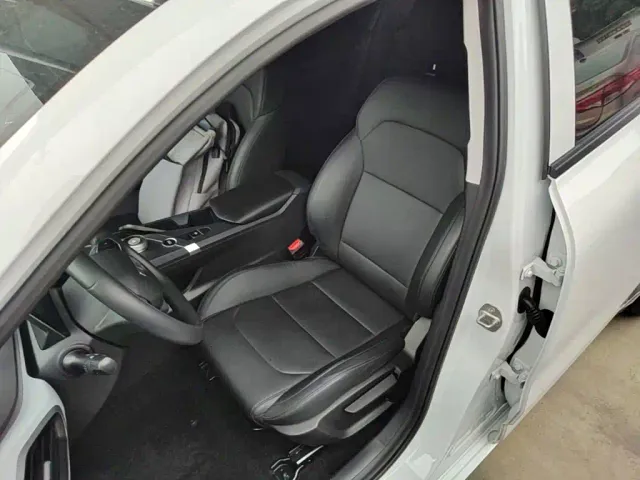 Geely Geometry A — Фото автомобиля 10