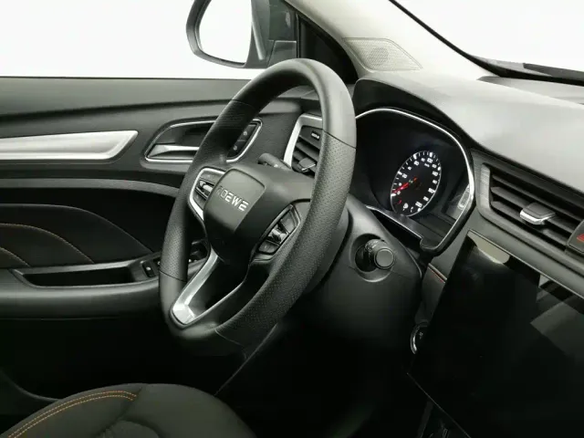 Roewe RX3 — Фото автомобиля 22