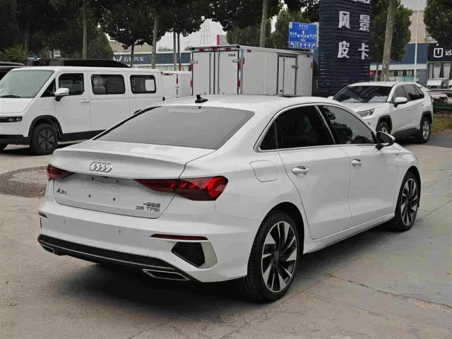 Audi A3 — Фото автомобиля 4