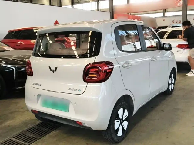 Wuling Hongguang Mini EV — Фото автомобиля 6