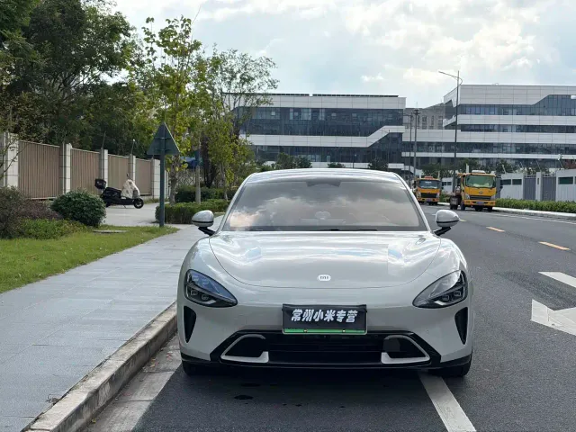 Xiaomi SU7 — Фото автомобиля 2
