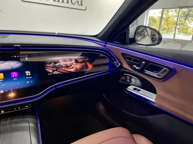 Mercedes-Benz E-Class — Фото автомобиля 9
