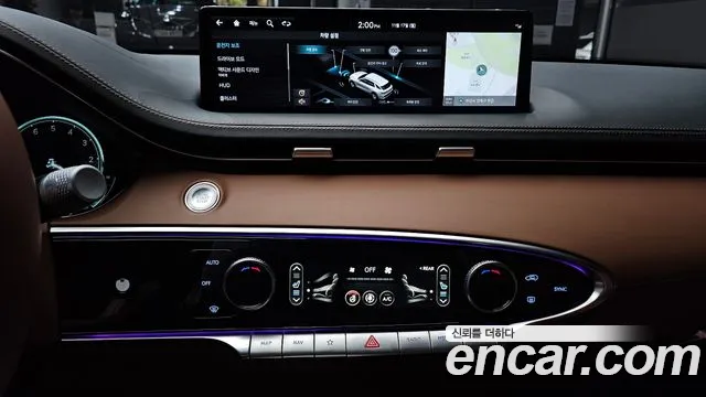 Genesis GV70 2.5T Бензин 2WD — Фото автомобиля 16