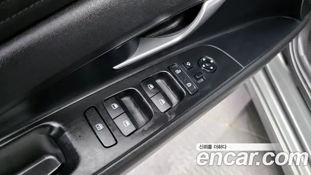 Hyundai AVANTE Avante (CN7) — Фото автомобиля 13