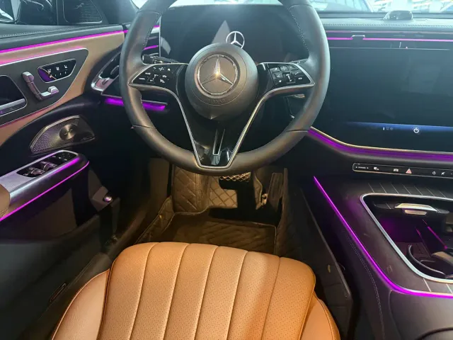 Mercedes-Benz E-Class — Фото автомобиля 15