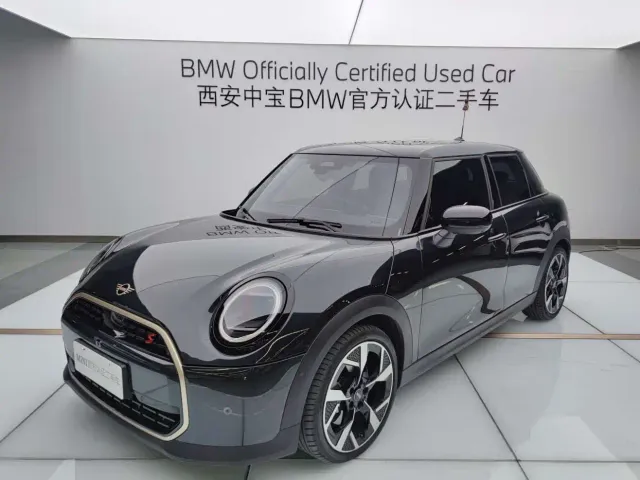 Фотография автомобиля — MINI Hatch