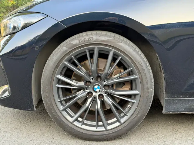 BMW 3 Series — Фото автомобиля 5