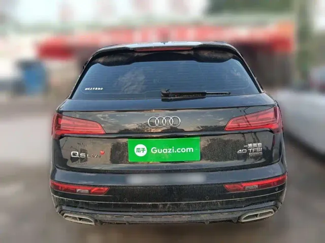Audi Q5L — Фото автомобиля 3