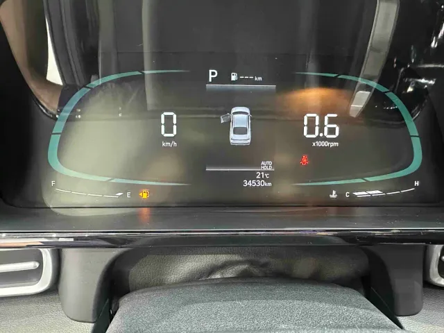Hyundai Elantra — Фото автомобиля 12