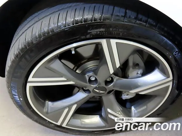 Genesis GV80 — Фото автомобиля 20