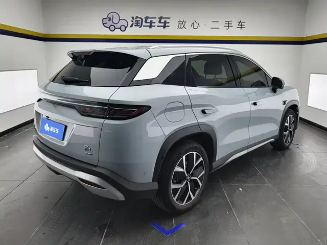 BYD Song L DM-i — Фото автомобиля 3