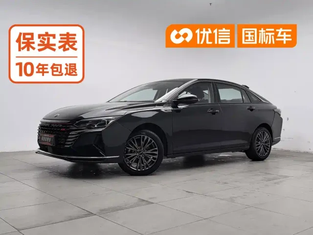 Фотография автомобиля — Dongfeng Yixuan MAX