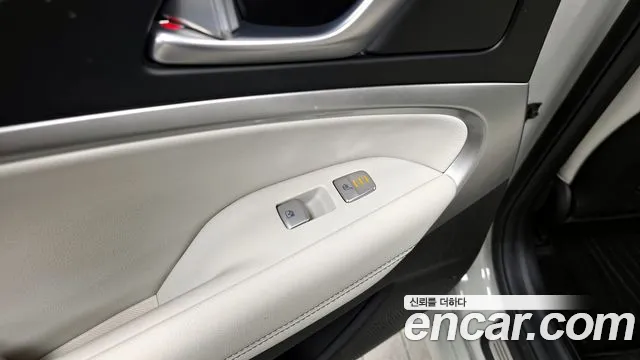 Genesis G70 — Фото автомобиля 19