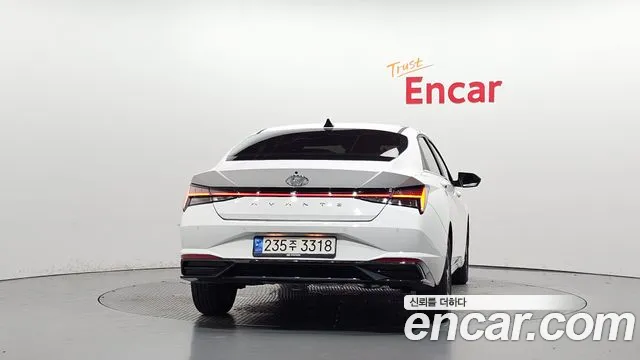 Hyundai Avante CN7 — Фото автомобиля 4