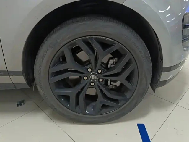 Land Rover Range Rover Evoque — Фото автомобиля 6