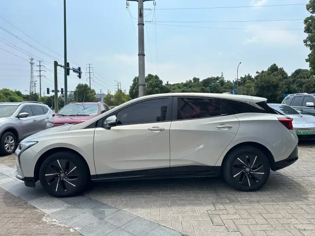 Buick Velite 6 — Фото автомобиля 4