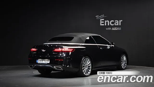 Mercedes-Benz E-Class — Фото автомобиля 2