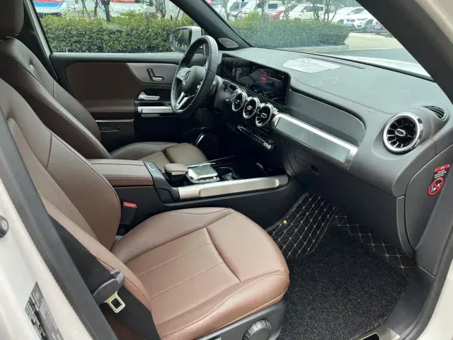 Mercedes-Benz GLB-Class — Фото автомобиля 8