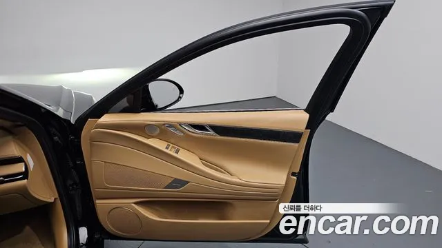 Genesis G80 RG3 — Фото автомобиля 13