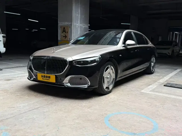 Фотография автомобиля — Mercedes-Benz Maybach S-Class