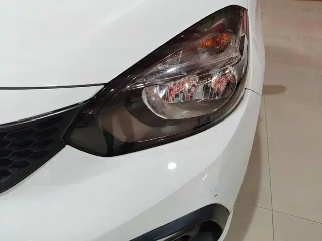 Honda Fit — Фото автомобиля 23