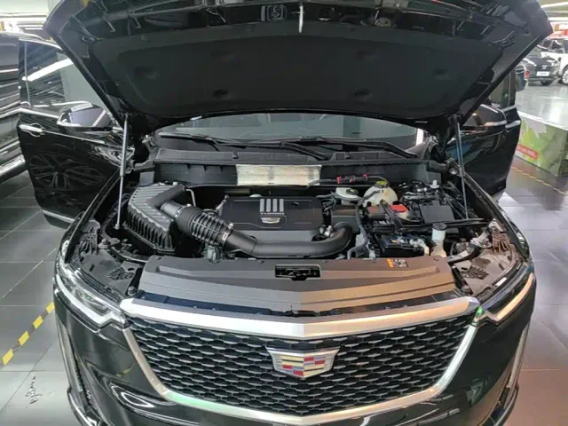Cadillac XT6 — Фото автомобиля 19