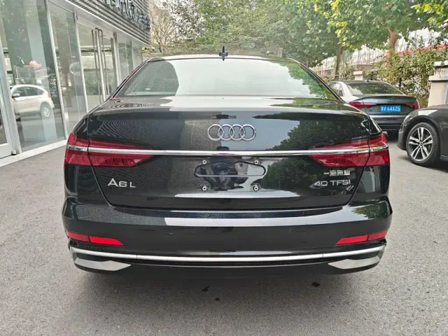 Audi A6L — Фото автомобиля 16