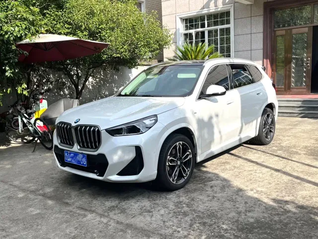 BMW X1 — Фото автомобиля 2