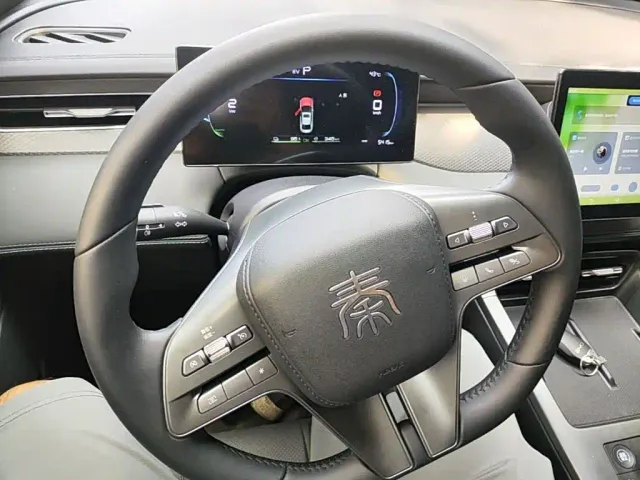 BYD Qin PLUS — Фото автомобиля 10
