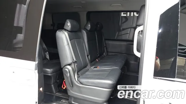 Hyundai Staria Staria Tourer 11 мест — Фото автомобиля 12